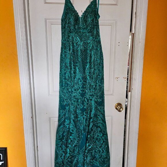 Prom Gown - Picture 2 of 4